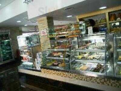 Padaria E Confeitaria Espiga De Ouro