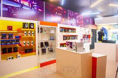 Azul E Branco Games E Lanches