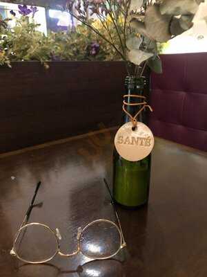 Amelie Creperie Et Bistrot