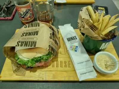 Minas Burger House