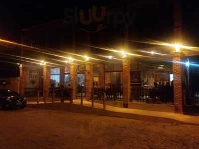 Republica Bistro & Cafe