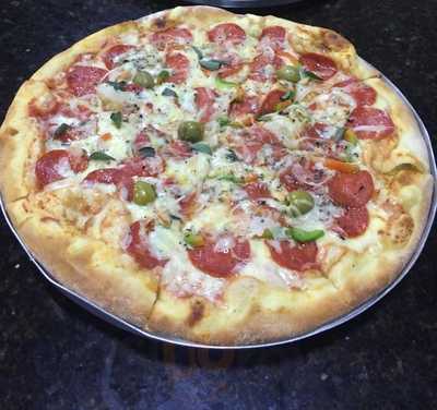 Pepperoni Pizzaria & Restaurante