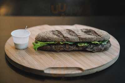 Buena Vibra Café & Bar