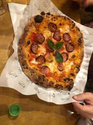 Amiche Pizzaria Napoletana