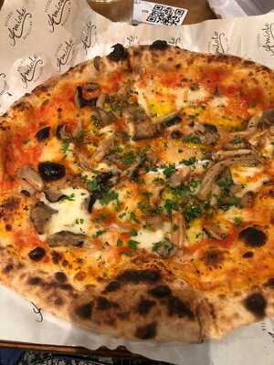 Amiche Pizzaria Napoletana