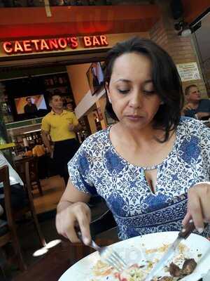 Caetano's Bar - Lugar De Amigos