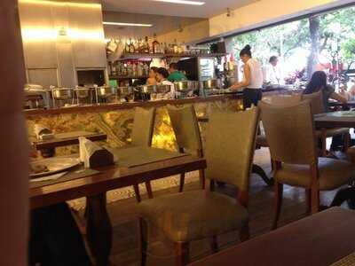 Galeria Arte E Gastronomia