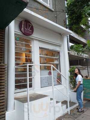 Liz Pâtisserie Française