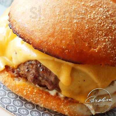 Carolina Café + Doceria