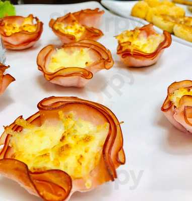 Roberto E Tabada Bar E Restaurante