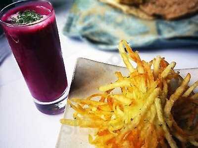 Um Lugar Arte Bar Café E Restaurante