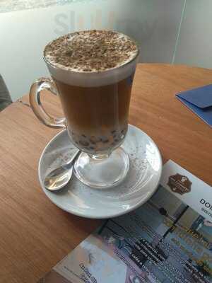 Empório Dom Casmurro - Bistrô, Café & Livros