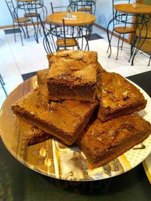 Empório Dom Casmurro - Bistrô, Café & Livros