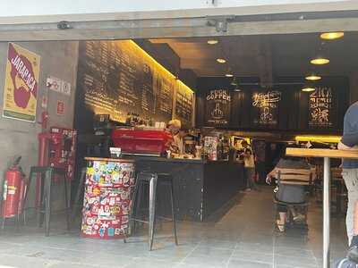 Por Um Punhado De Dólares