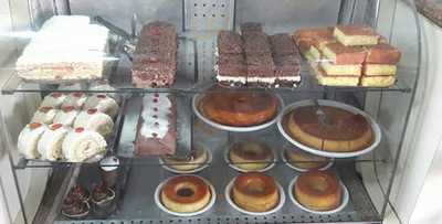 Panificadora Pao Dourado E Confeitaria