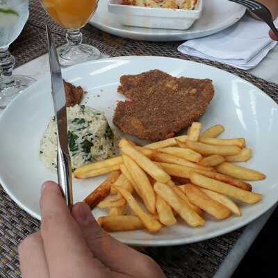 Toto Bar E Ristorante