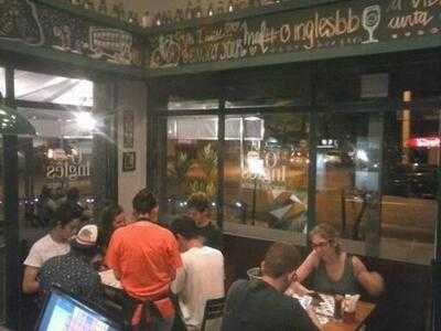 O Inglês Burger & Beer