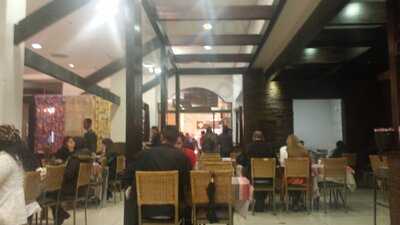 Emporio Carlos Gomes