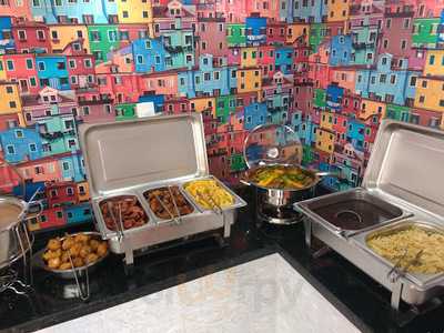 Barcelona's Cafe And Food