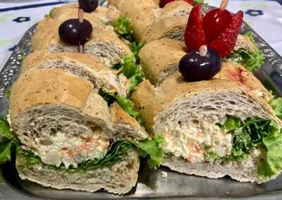 Paris Confeitaria E Cafe Bakery