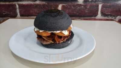 Garagem Velha Bar & Hamburgueria