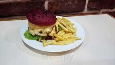 Garagem Velha Bar & Hamburgueria