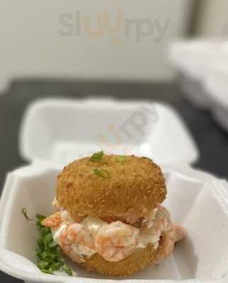 Lyoto Sushi Bar E Temakeria