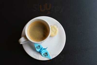 Kimi Café & Minifestas