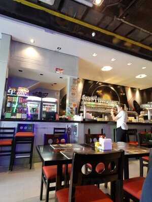 Jeti's Burger & Grill