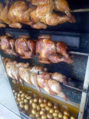 A Rotisseria Assados E Massas