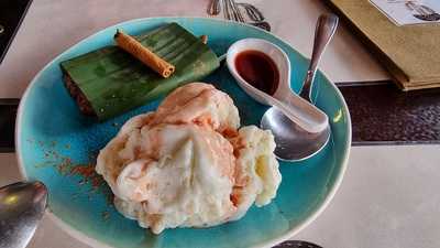 Walden Bar E Restaurante