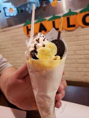 Hachi Crepe & Café