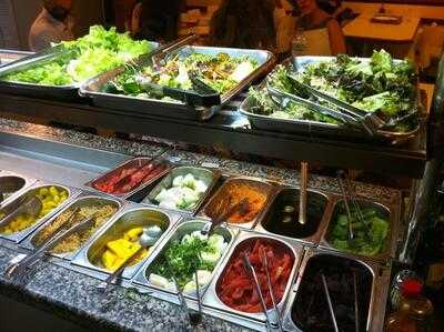 Restaurante Cheio De Vida