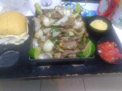 Dom Capone Pizza Bar