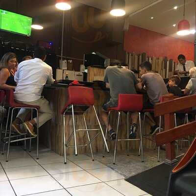 Naru Restaurante & Sushi Bar