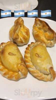 Empanadas Caminito