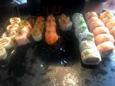 Sarumon Salmão, Sushi & Co