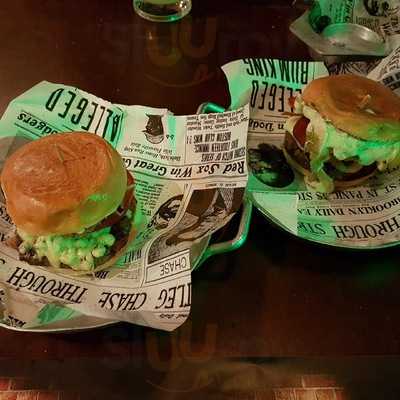 Buddies Burger & Beer