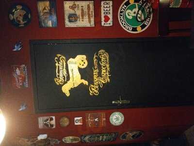 Cão Véio - Pinheiros