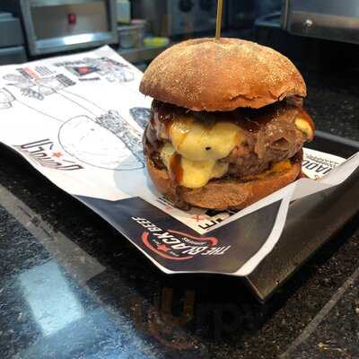 The Black Beef - Olegario Maciel