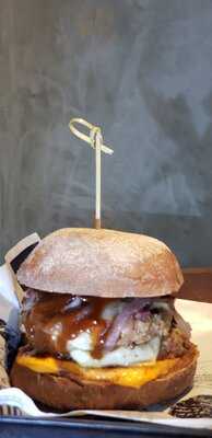 The Black Beef - Olegario Maciel