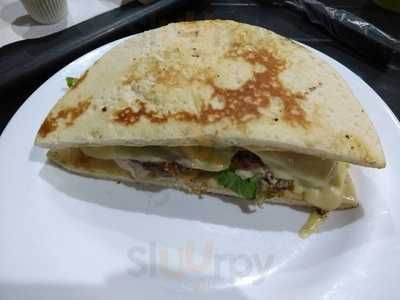 Caribean Pizzas & Drinks