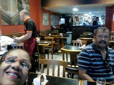 Galeto Sabia Brasileiro