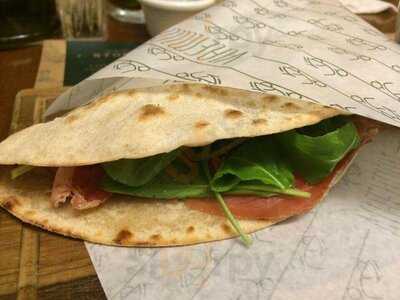 Via Emilia Piadineria