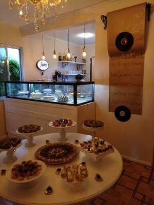 De La Vie Confeitaria & Bistro