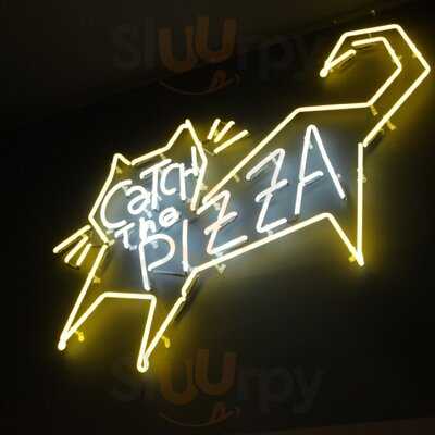 Catch The Pizza