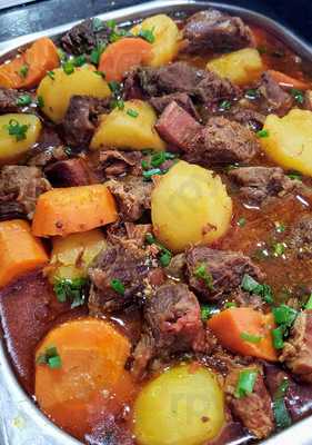 Carro De Boi Restaurante Goiano