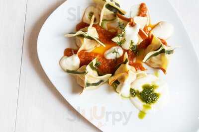 Ragú Rotisseria & Co.