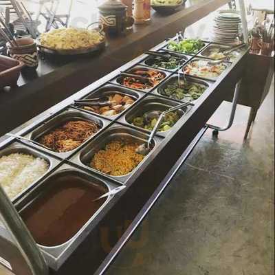 Fomi's Beer & Restaurante