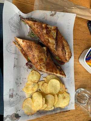 Fabrique Pão E Café